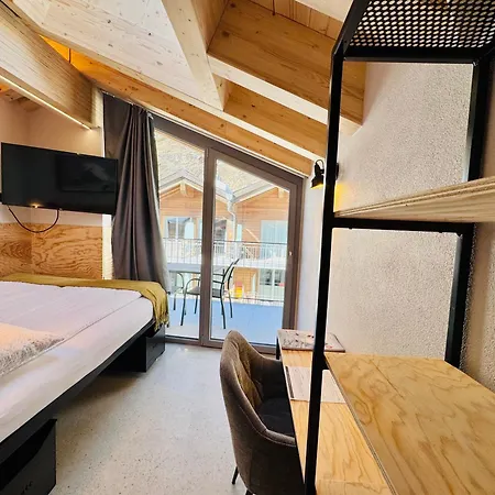 Peaky Riders Self Check-in Hotel Zermatt