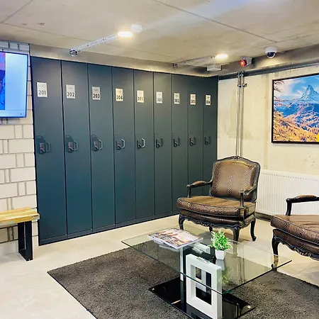 Peaky Riders Self Check-in