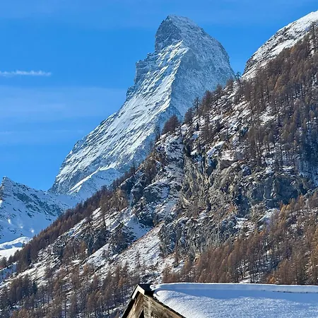 Peaky Riders Self Check-in Otel 2*