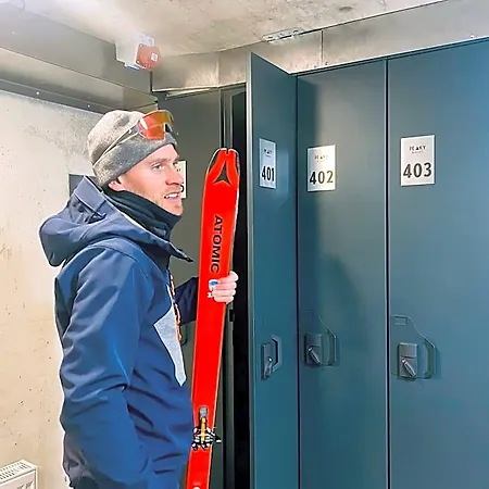 Peaky Riders Self Check-in Hotel Zermatt