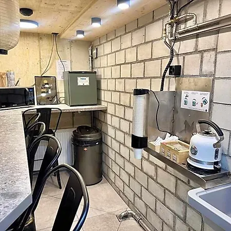 Peaky Riders Self Check-in Hotel