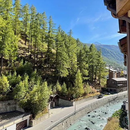 Peaky Riders Self Check-in