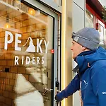 Ξενοδοχείο Peaky Riders Self Check-in 2*
