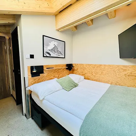 Hotel Peaky Riders Self Check-in Zermatt