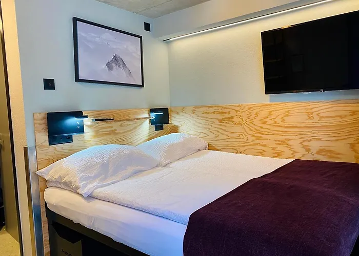 Peaky Riders Self Check-in מלון 2*