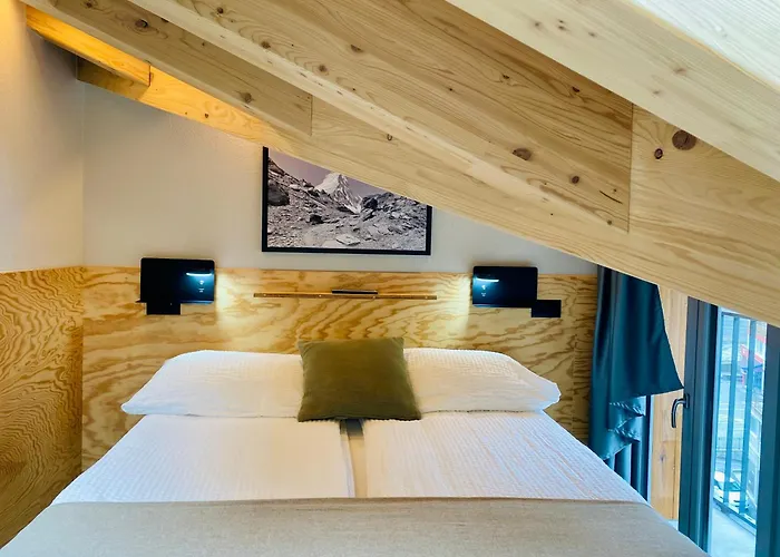 Peaky Riders Self Check-in