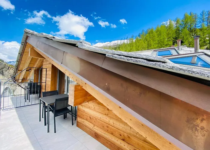 מלון Peaky Riders Self Check-in