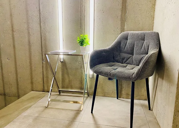 Peaky Riders Self Check-in מלון 2*